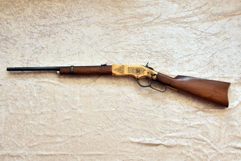 Uberti 1866 Yellow Boy Karabiner defekt ohne Korn