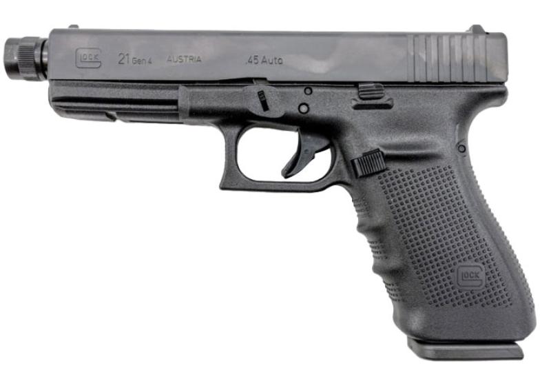 Die Glock 21 Gen4 im Kaliber .45ACP wartet mit einem Mündungsgewinde der Größe M16x1 links auf, welches als Schnittstelle für Schalldämpfer dient.